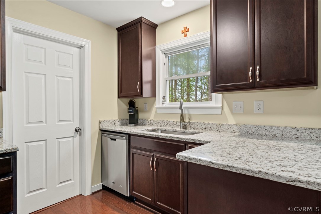513 Marblethorpe Road Chesterfield, VA 23236 - Photo 11 of 26 Gallery Image 11