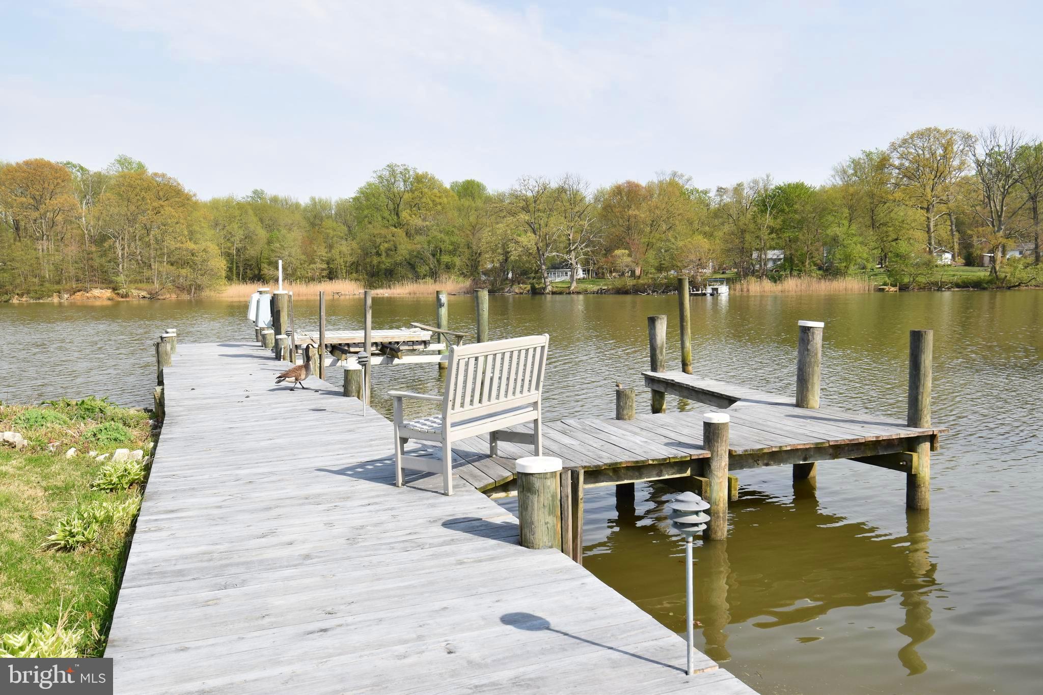 2312 Poplar Road Baltimore, MD 21221 - Photo 17 of 56 Pier Recently Decked w/ Boat Slip & Jet Ski Divit