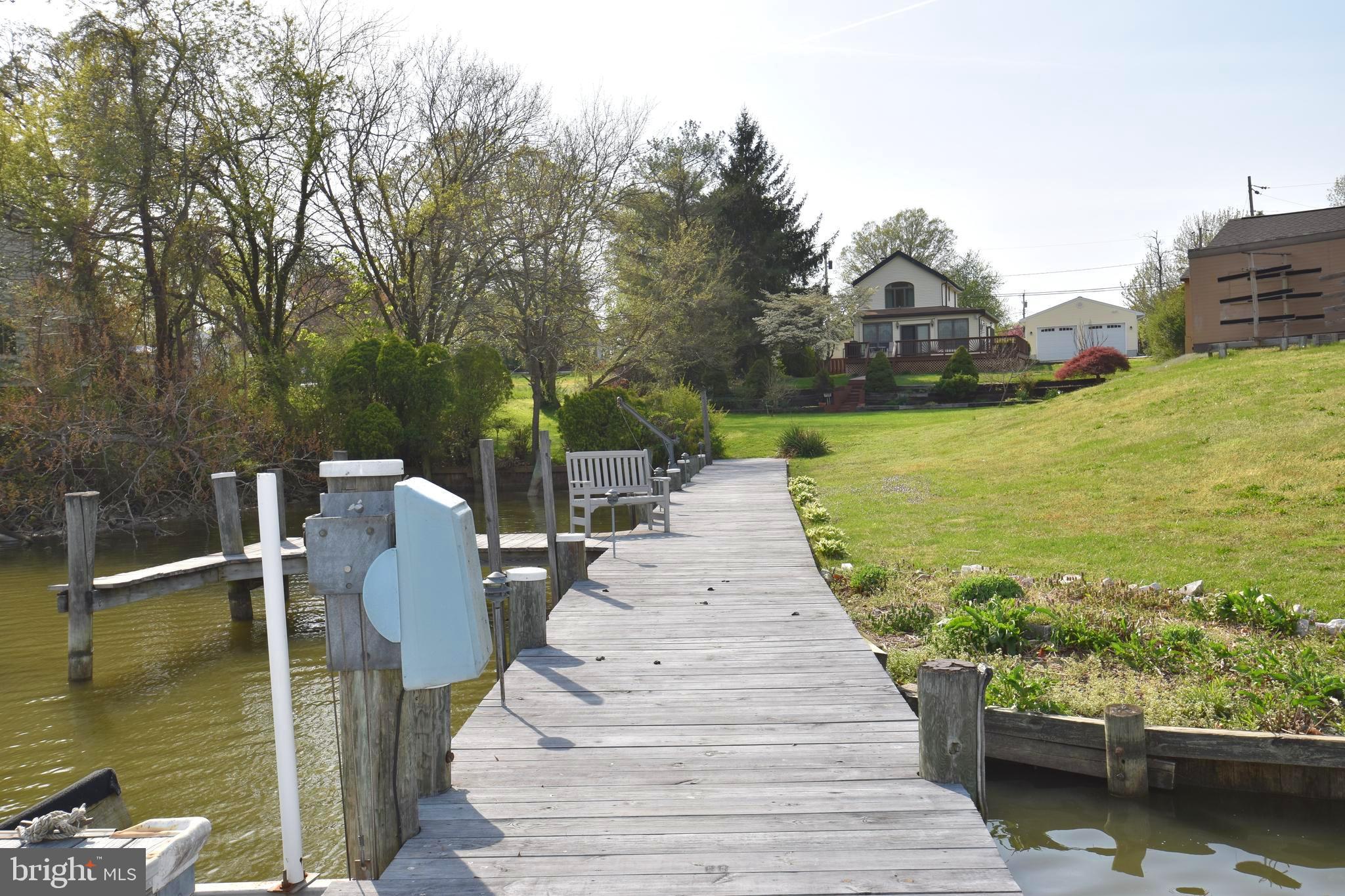 2312 Poplar Road Baltimore, MD 21221 - Photo 20 of 56 Pier Recently Decked w/ Boat Slip & Jet Ski Divit