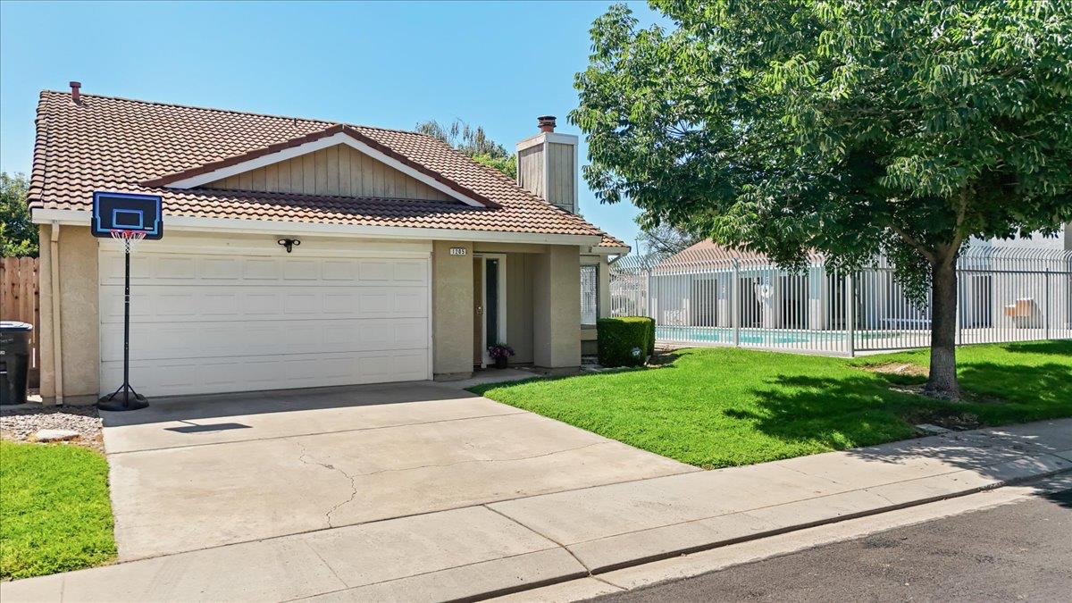 1205 Courtney Way Modesto, CA 95358 - Photo 3 of 38