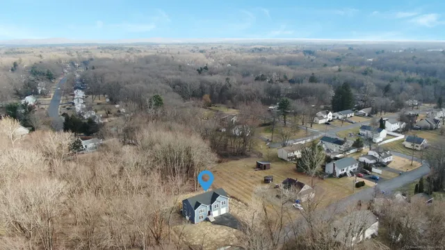 $527,900 | 25 1st Avenue, Enfield, CT 06082