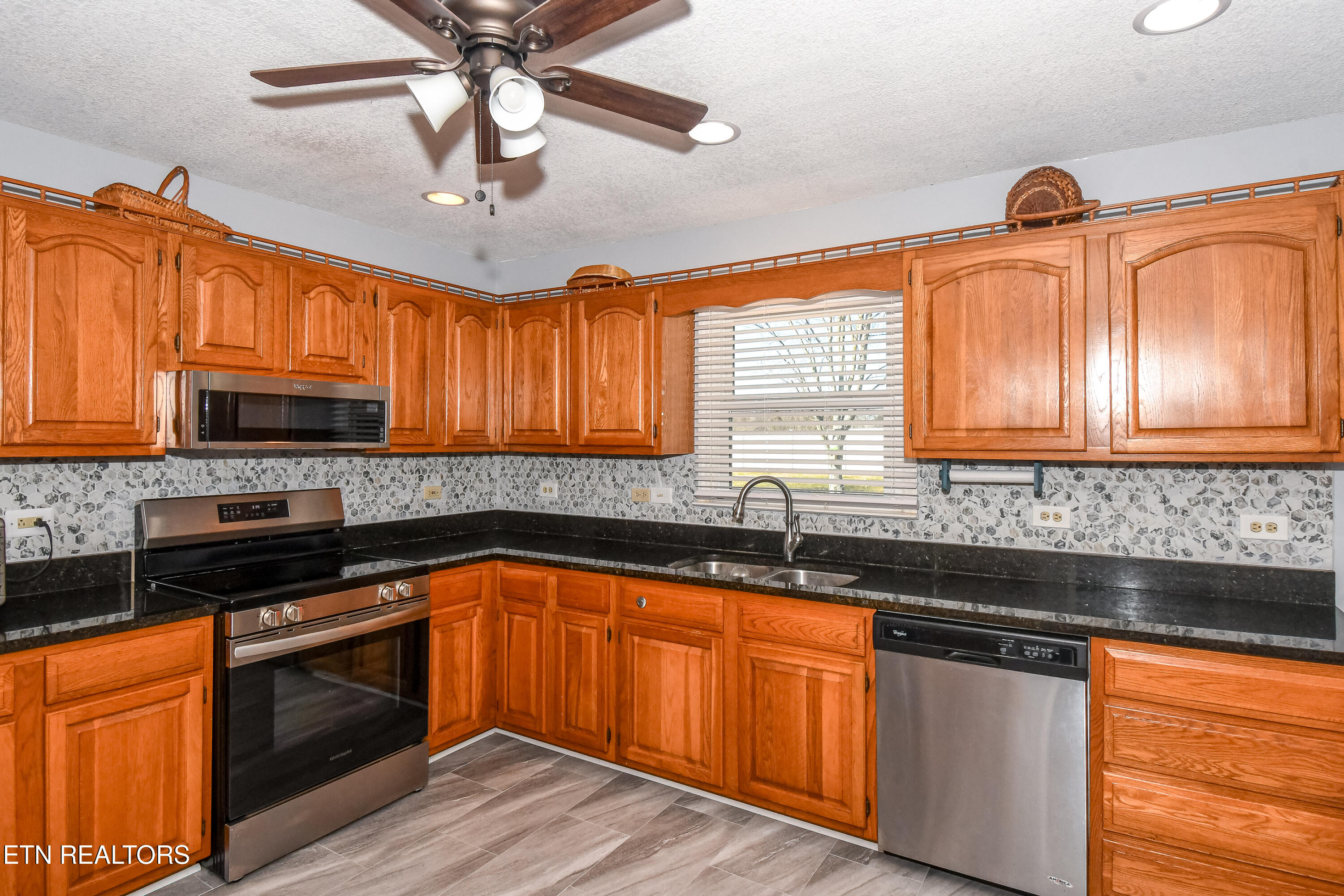 2729 Old Niles Ferry Road Maryville, TN 37803 - Photo 21 of 54 DSC_4544