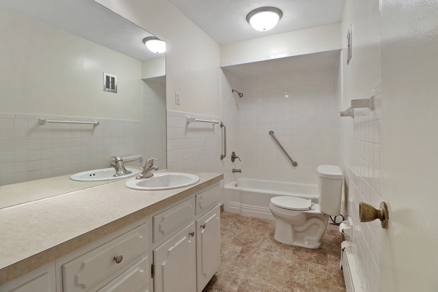 1725 Robert Drive, Unit 2 Champaign, IL 61821 - Photo 14 of 21