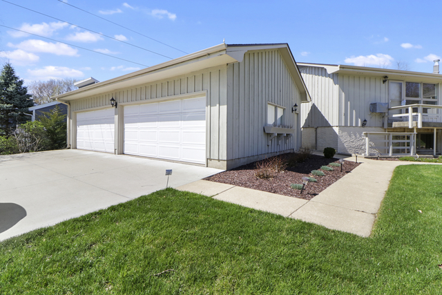 1725 Robert Drive, Unit 2 Champaign, IL 61821 - Photo 19 of 21