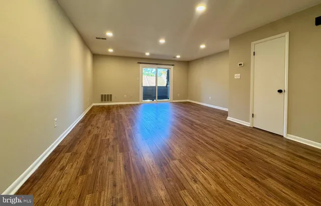 $2,700 | 3885 Steppes Court, Unit 3885A, Falls Church, VA 22041