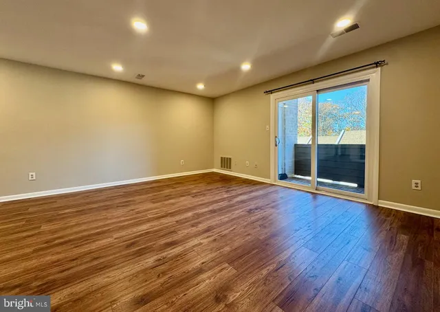 $2,700 | 3885 Steppes Court, Unit 3885A, Falls Church, VA 22041