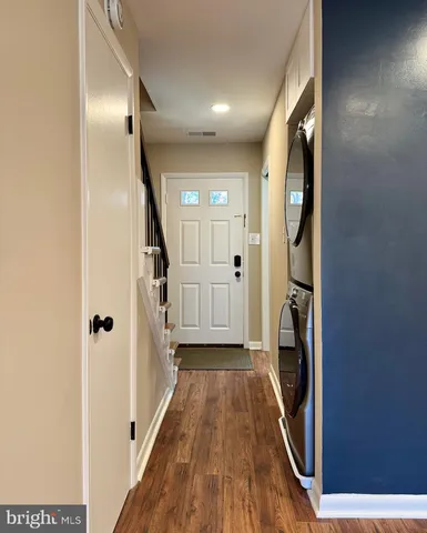 $2,700 | 3885 Steppes Court, Unit 3885A, Falls Church, VA 22041