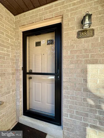 $2,700 | 3885 Steppes Court, Unit 3885A, Falls Church, VA 22041