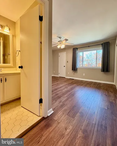 $2,700 | 3885 Steppes Court, Unit 3885A, Falls Church, VA 22041