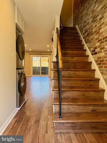 $2,700 | 3885 Steppes Court, Unit 3885A, Falls Church, VA 22041