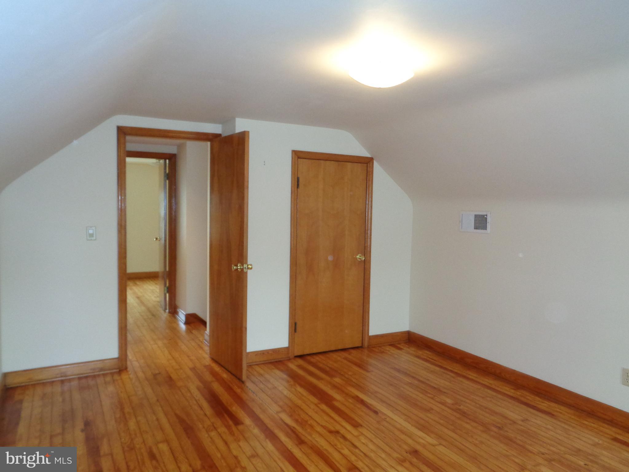 7924 Dalesford Road Baltimore, MD 21234 - Photo 16 of 29 2nd floor bedroom with storage access