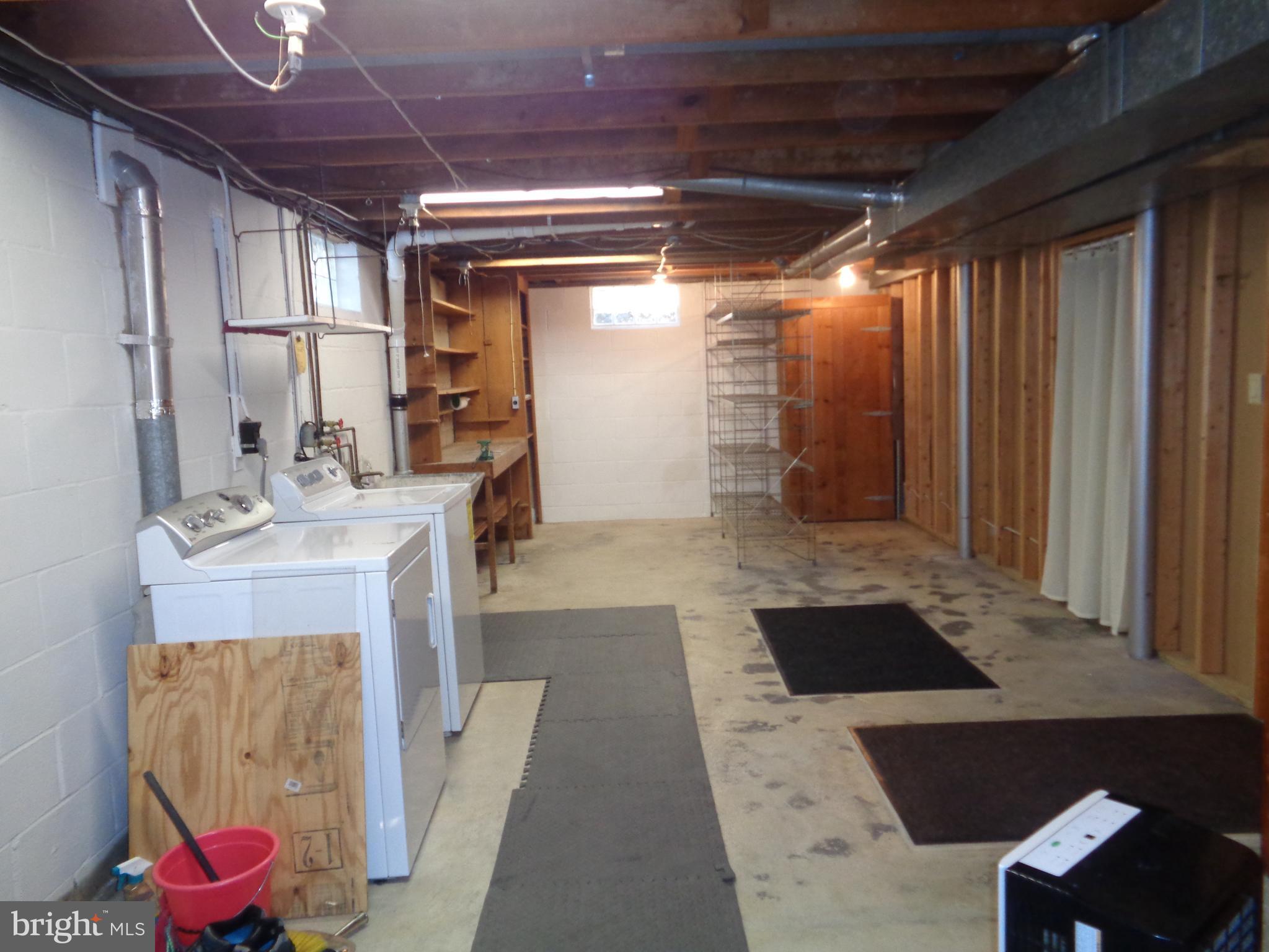 7924 Dalesford Road Baltimore, MD 21234 - Photo 23 of 29 Workshop/Laundry room