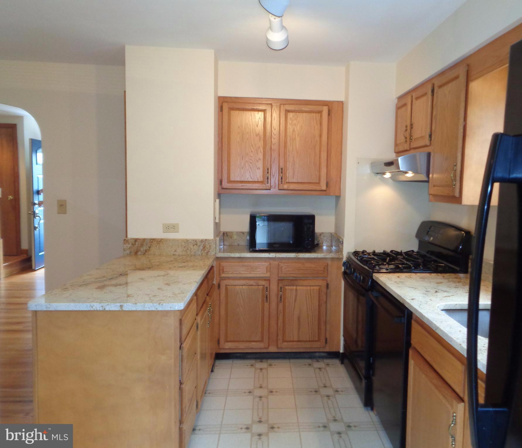 7924 Dalesford Road Baltimore, MD 21234 - Photo 5 of 29 Beautiful Kitchen with granite counter tops!!