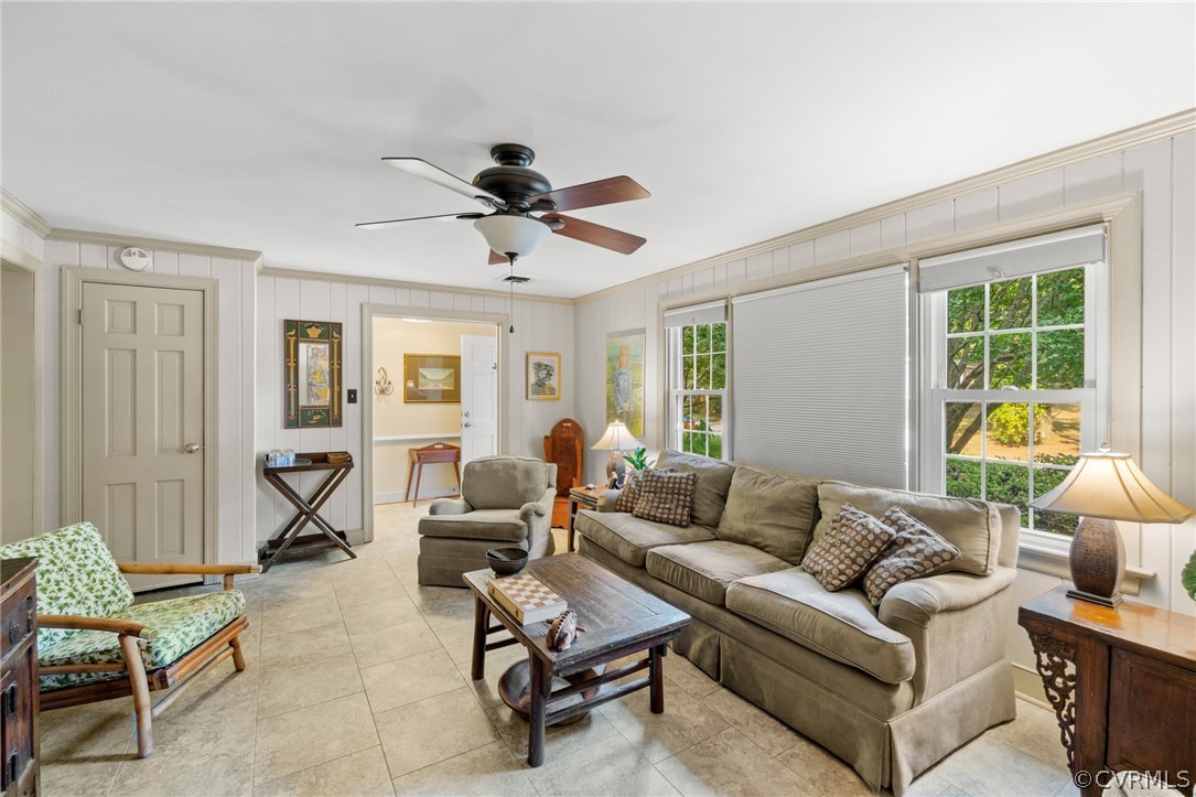 708 Brantley Road North Chesterfield, VA 23235 - Photo 6 of 37 Gallery Image 6