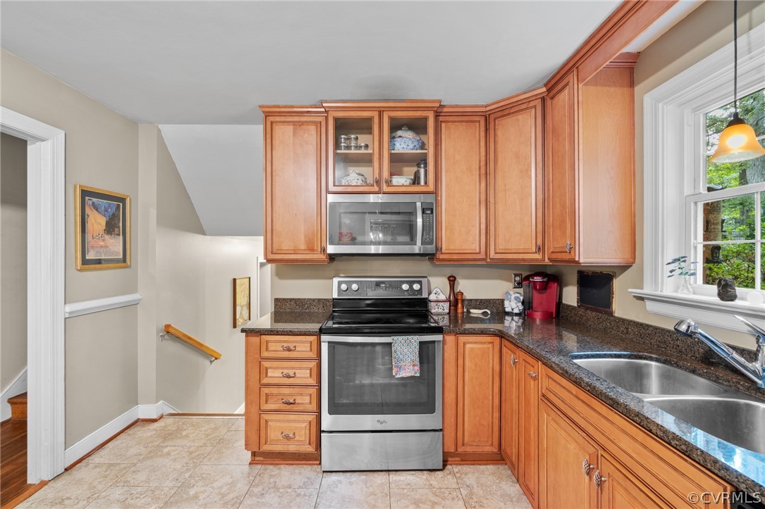 708 Brantley Road North Chesterfield, VA 23235 - Photo 10 of 37 Gallery Image 10