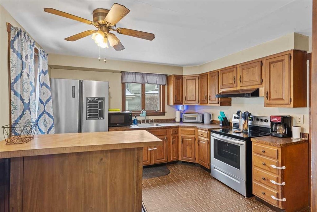 11 Walnut Street Ware, MA 01082 - Photo 13 of 28 Gallery Image 13