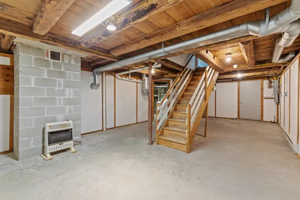$1,345,000 | 445 Greely Road Extension, Cumberland, ME 04021