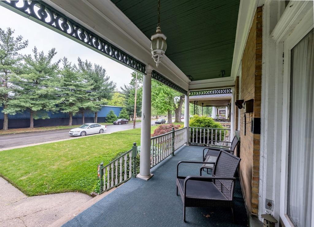 540 Park Road Ambridge, PA 15003 - Photo 4 of 44