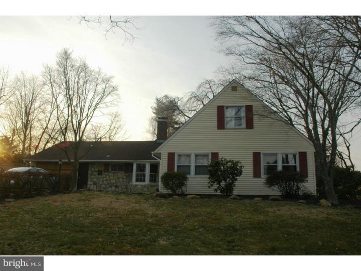 55 Spring Valley Road Levittown, PA 19056 - Photo 1 of 11 Gallery Image 1