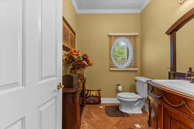 $849,900 | 18401 Fox Hollow Court, Northville, MI 48168