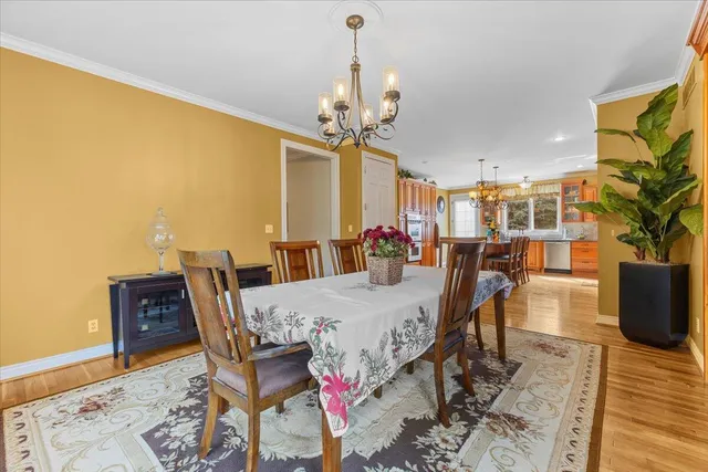 $849,900 | 18401 Fox Hollow Court, Northville, MI 48168