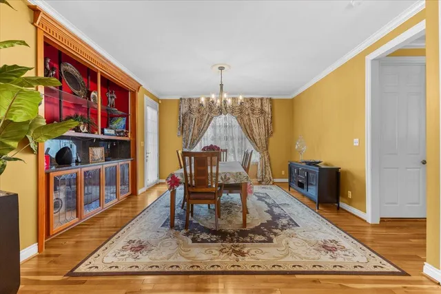 $849,900 | 18401 Fox Hollow Court, Northville, MI 48168