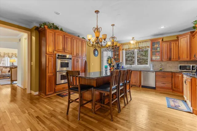 $849,900 | 18401 Fox Hollow Court, Northville, MI 48168