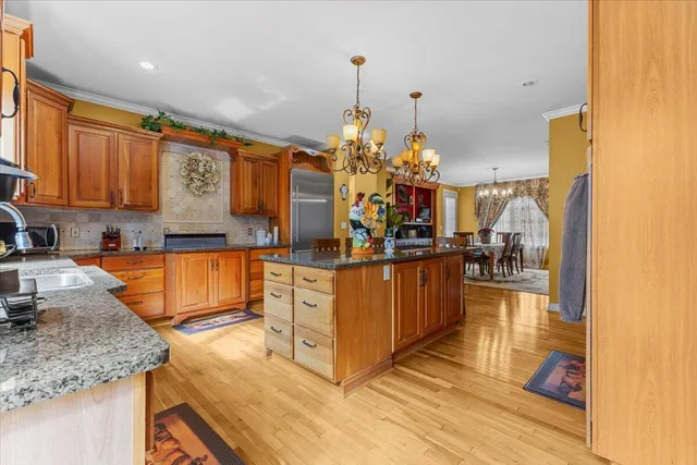 $849,900 | 18401 Fox Hollow Court, Northville, MI 48168