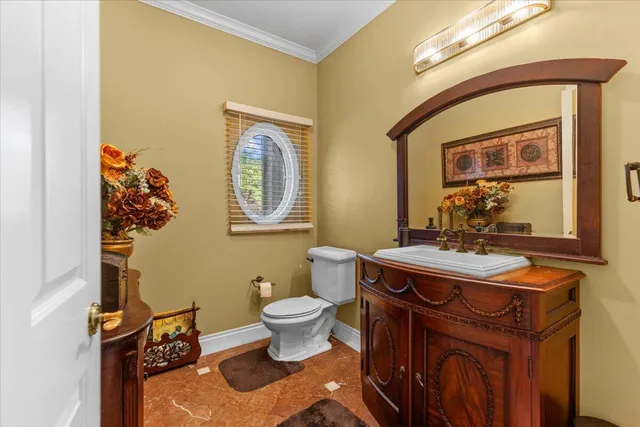 $849,900 | 18401 Fox Hollow Court, Northville, MI 48168