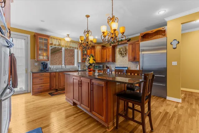 $849,900 | 18401 Fox Hollow Court, Northville, MI 48168