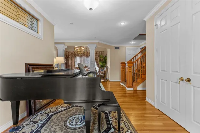 $849,900 | 18401 Fox Hollow Court, Northville, MI 48168