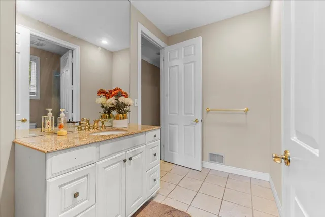 $849,900 | 18401 Fox Hollow Court, Northville, MI 48168