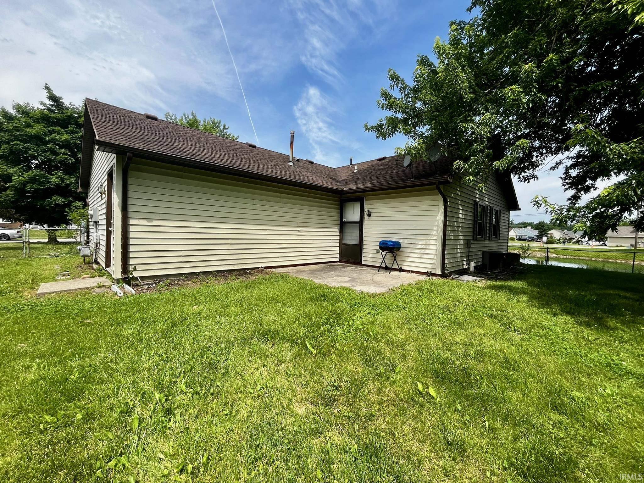 8909 Mariners Ridge Drive Fort Wayne, IN 46819 - Photo 30 of 35