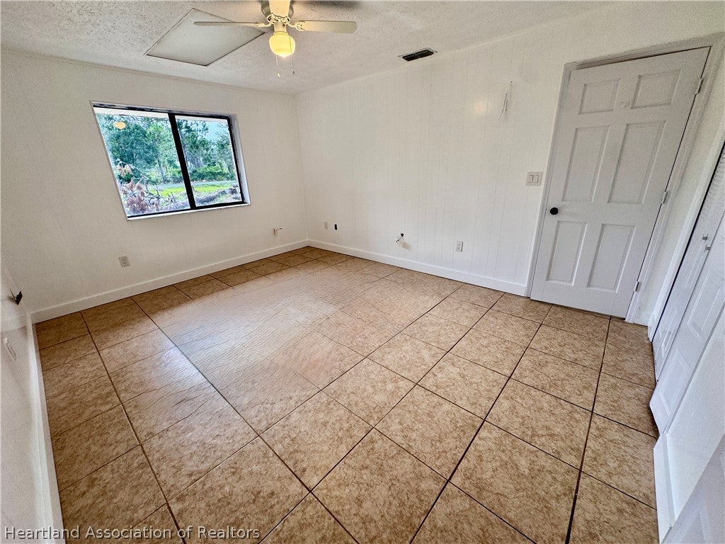 5920 Cherry Road Sebring, FL 33875 - Photo 12 of 41 Gallery Image 12