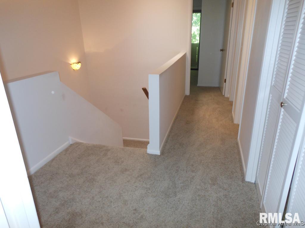 2 Country Place Springfield, IL 62703 - Photo 27 of 33
