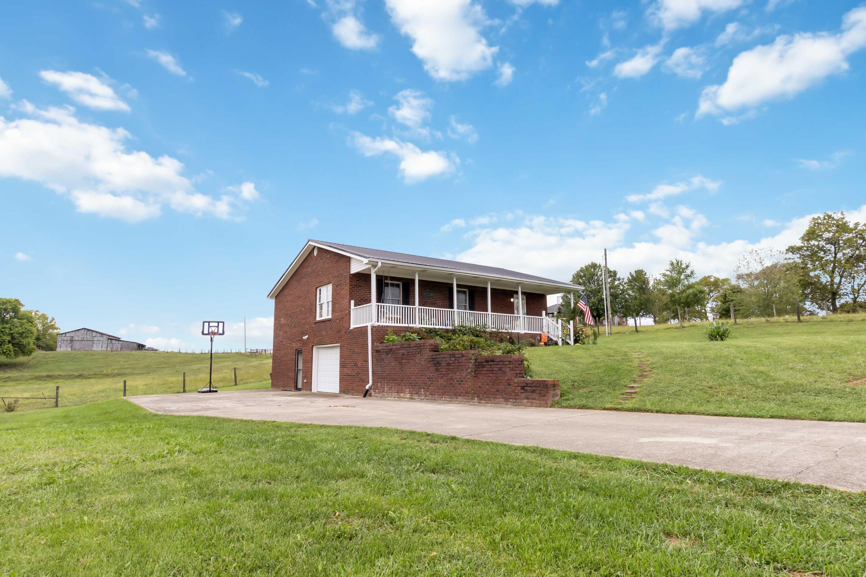 1443 Richmond Rd Loop 1, Unit 1 Lancaster, KY 40444 - Photo 5 of 41 004