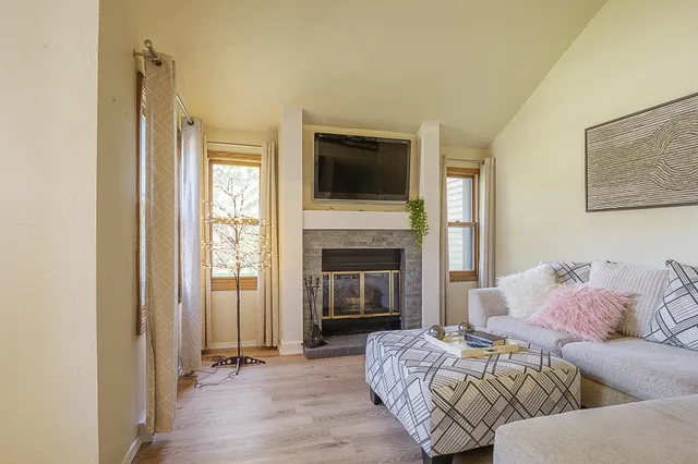 $249,000 | 630 Brule Road, Unit 11, De Pere, WI 54115