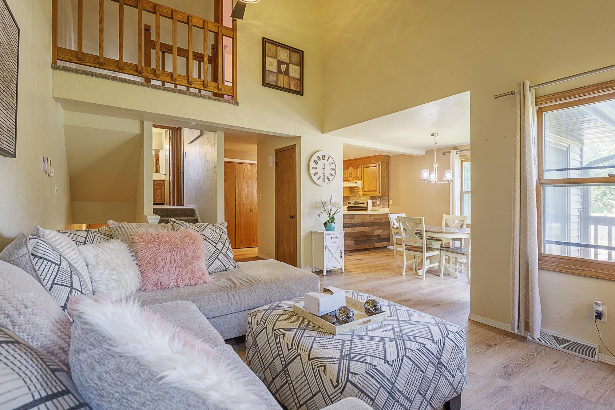 630 Brule Road, Unit 11 De Pere, WI 54115 - Photo 8 of 30