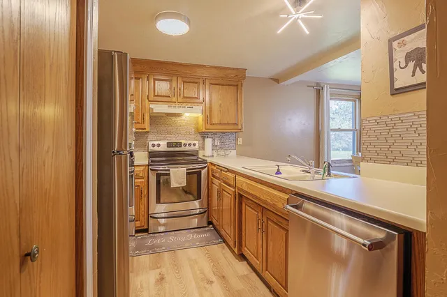 $249,000 | 630 Brule Road, Unit 11, De Pere, WI 54115