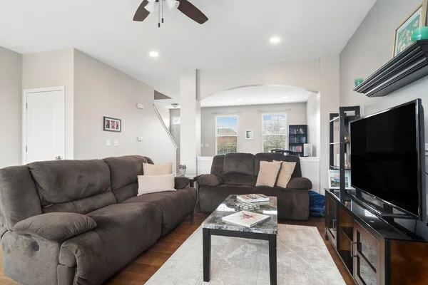 $449,900 | 2574 Heron Lane, Wauconda, IL 60084