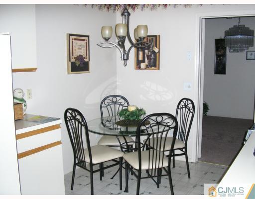 3 B Hempstead Road Monroe Township, NJ 08831 - Photo 4 of 8 Gallery Image 4