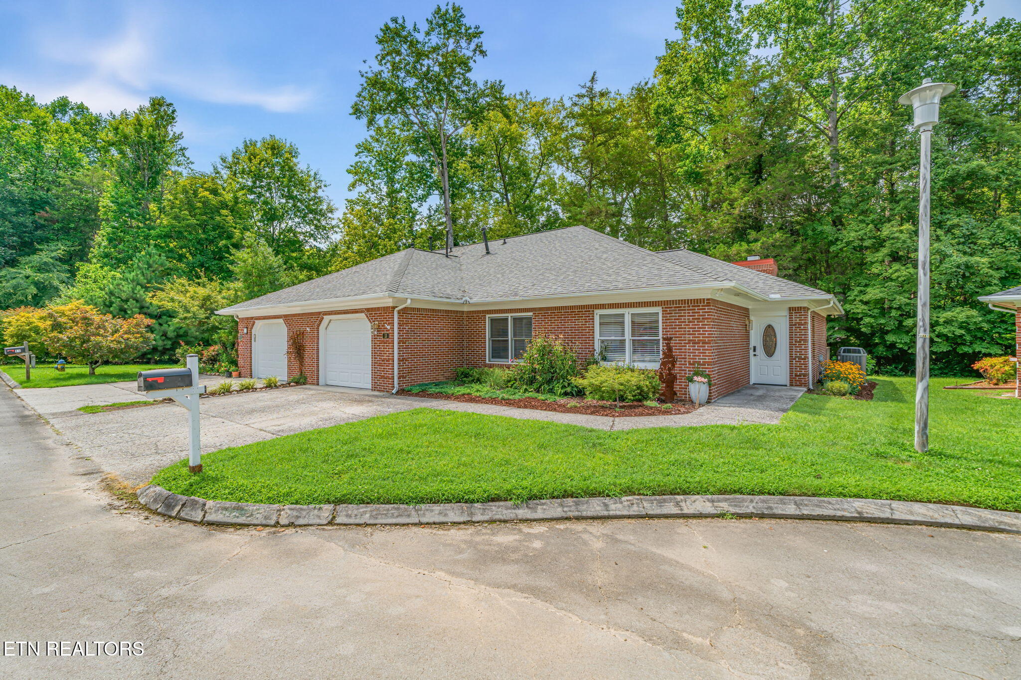 13 Bellhaven Lane Oak Ridge, TN 37830 - Photo 3 of 50 3-web-or-mls-13 Bellhaven Lane-38