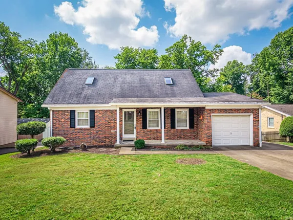 $276,800 | 322 Shady Lane, Newburgh, IN 47630