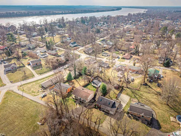 $269,900 | 322 Shady Lane, Newburgh, IN 47630