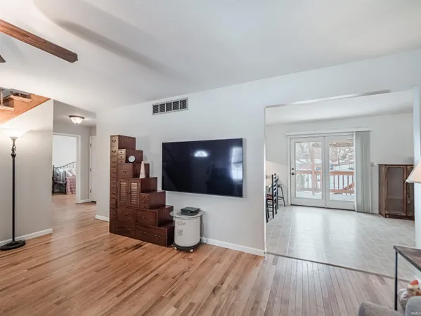 $269,900 | 322 Shady Lane, Newburgh, IN 47630