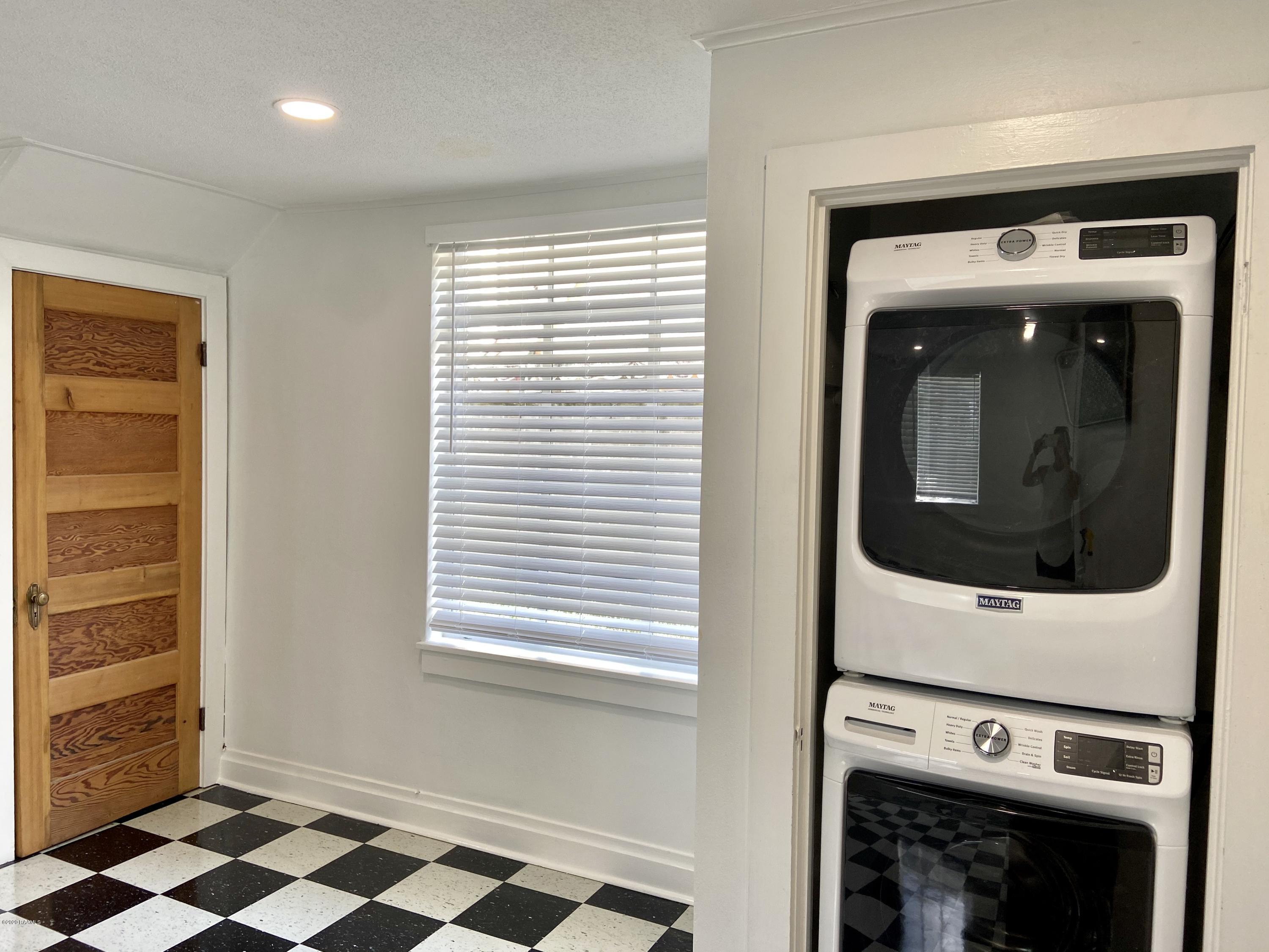 305 Stevenson Street Lafayette, LA 70501 - Photo 4 of 10