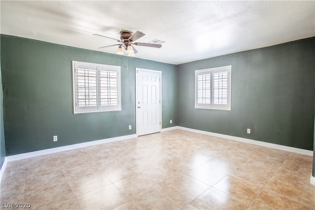 2353 Viewcrest Road Henderson, NV 89014 - Photo 15 of 34 Gallery Image 15