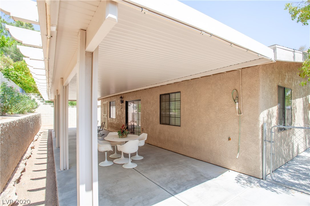 2353 Viewcrest Road Henderson, NV 89014 - Photo 32 of 34 Gallery Image 32