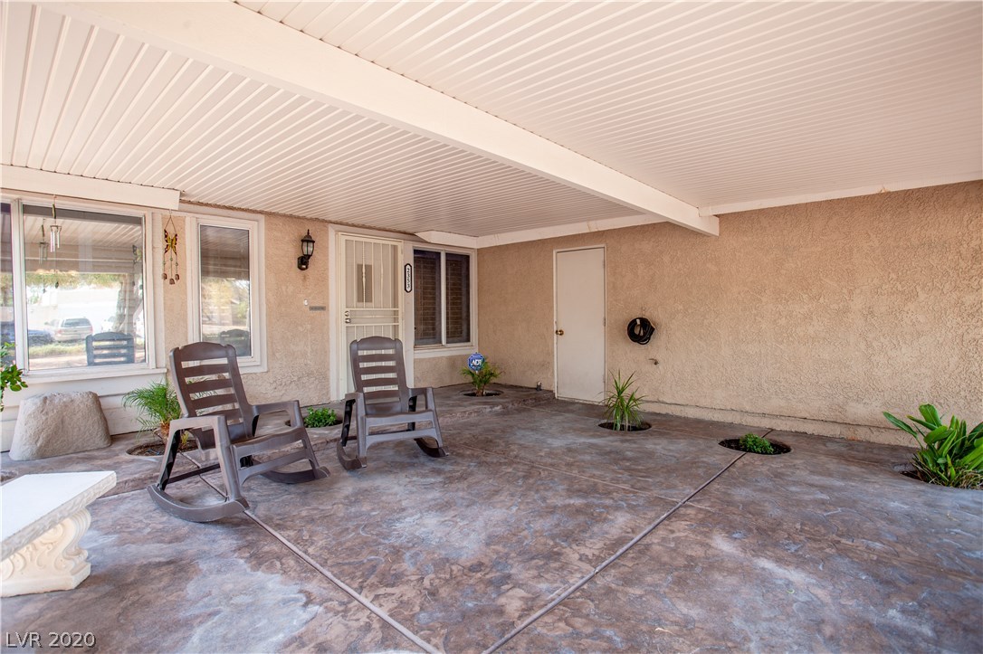 2353 Viewcrest Road Henderson, NV 89014 - Photo 6 of 34 Gallery Image 6