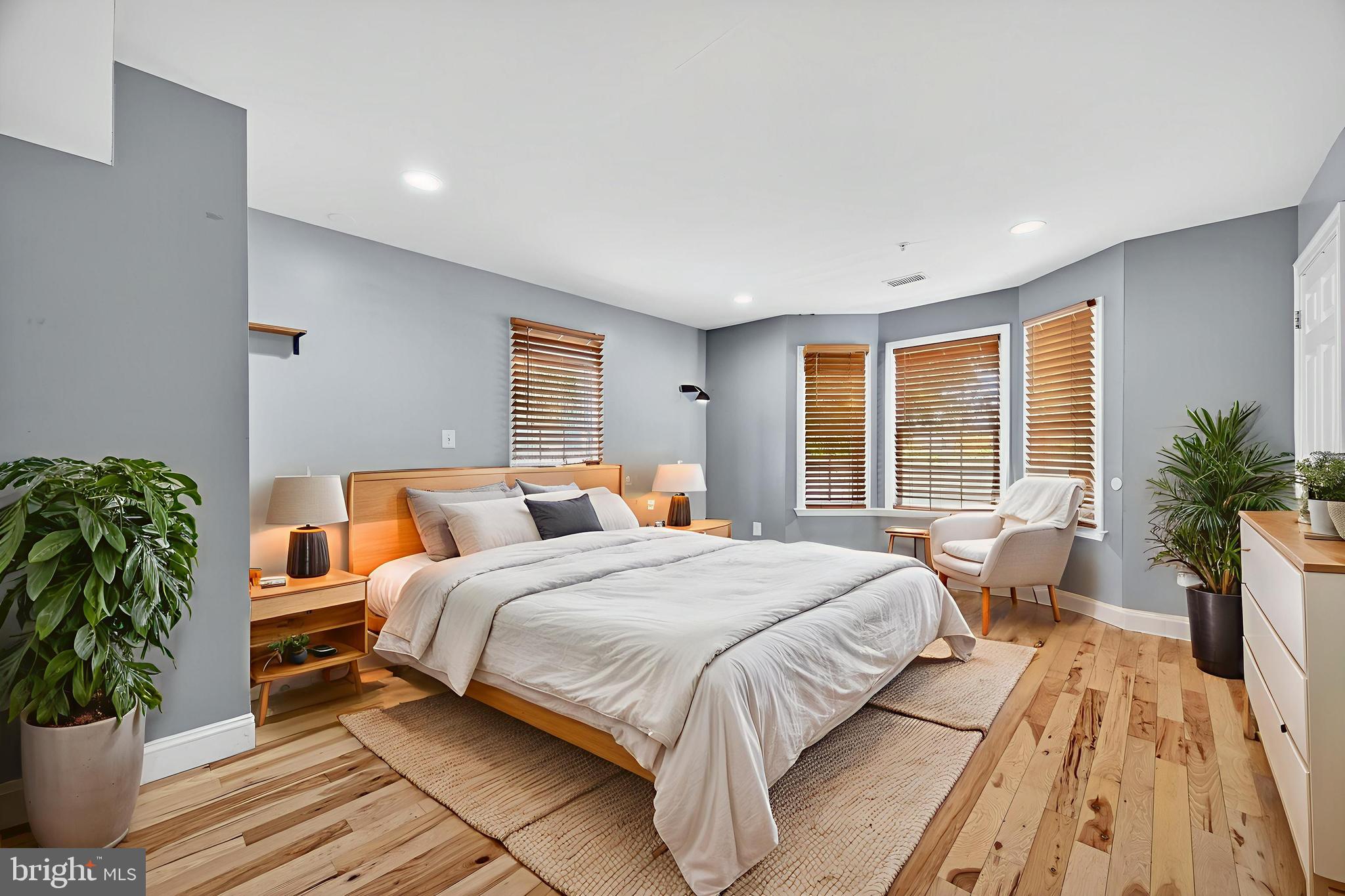 6308 Ager Road Hyattsville, MD 20782 - Photo 4 of 49